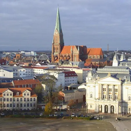 Vakantiehuis Mit Pool Und Sauna Am *