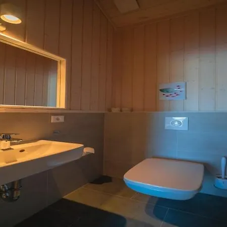 Vakantiehuis Mit Pool Und Sauna Am *