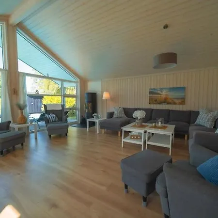 Mit Pool Und Sauna Am * Dummer