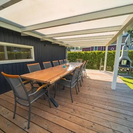 Mit Pool Und Sauna Am *