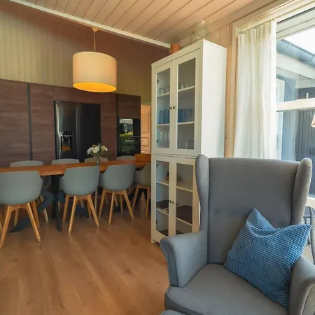 Mit Pool Und Sauna Am Feriehus