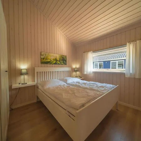 Mit Pool Und Sauna Am