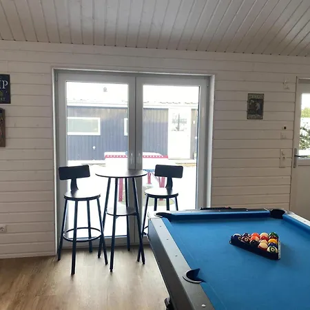 Mit Pool Und Sauna Am *